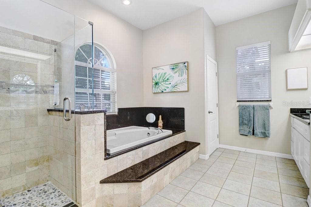 Single Family Residence at 2203 VALRICO FOREST DR, VALRICO, photo 16 of 41