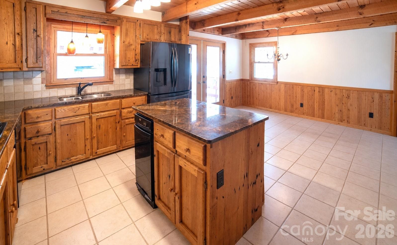 Abundant custom cabinetry - 1368 Cajah Mountain Road, Hudson