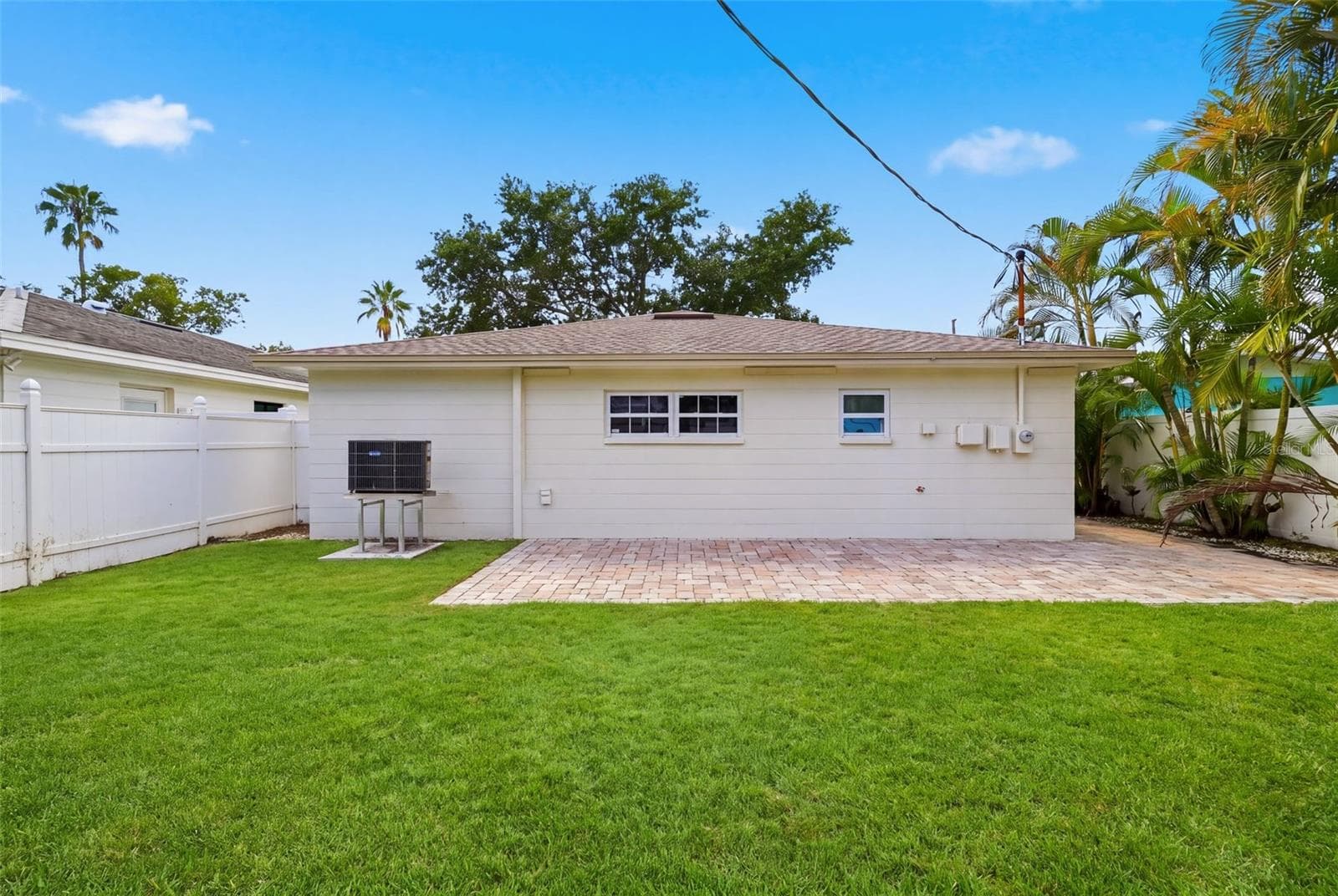 Single Family Residence at 615 E DAVIS BLVD, TAMPA, photo 34 of 89