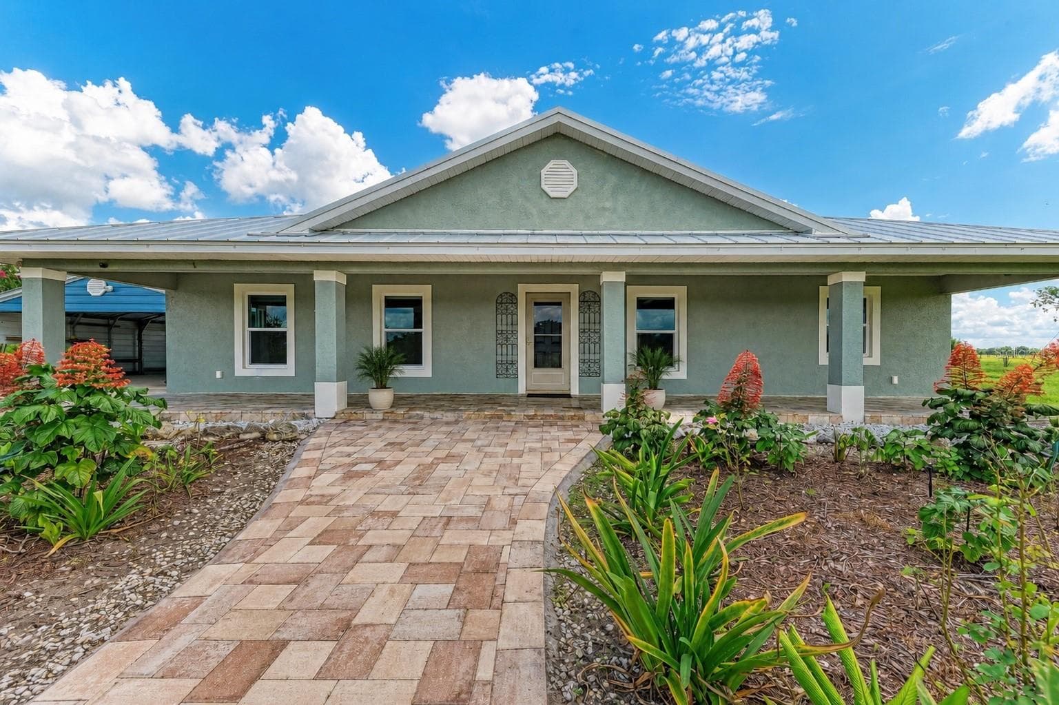 Single Family Residence at 7635 WAUCHULA RD, MYAKKA CITY, photo 2 of 27