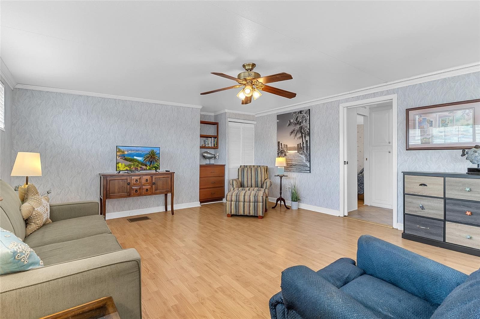 Manufactured Home at 300 SKY CREST LOOP, DAVENPORT, photo 18 of 19