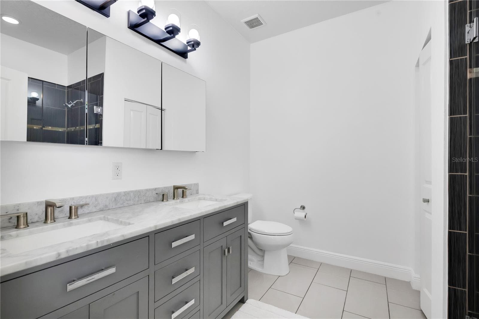 Primary updated Ensuite - 13547 PITANGA ST, CLERMONT