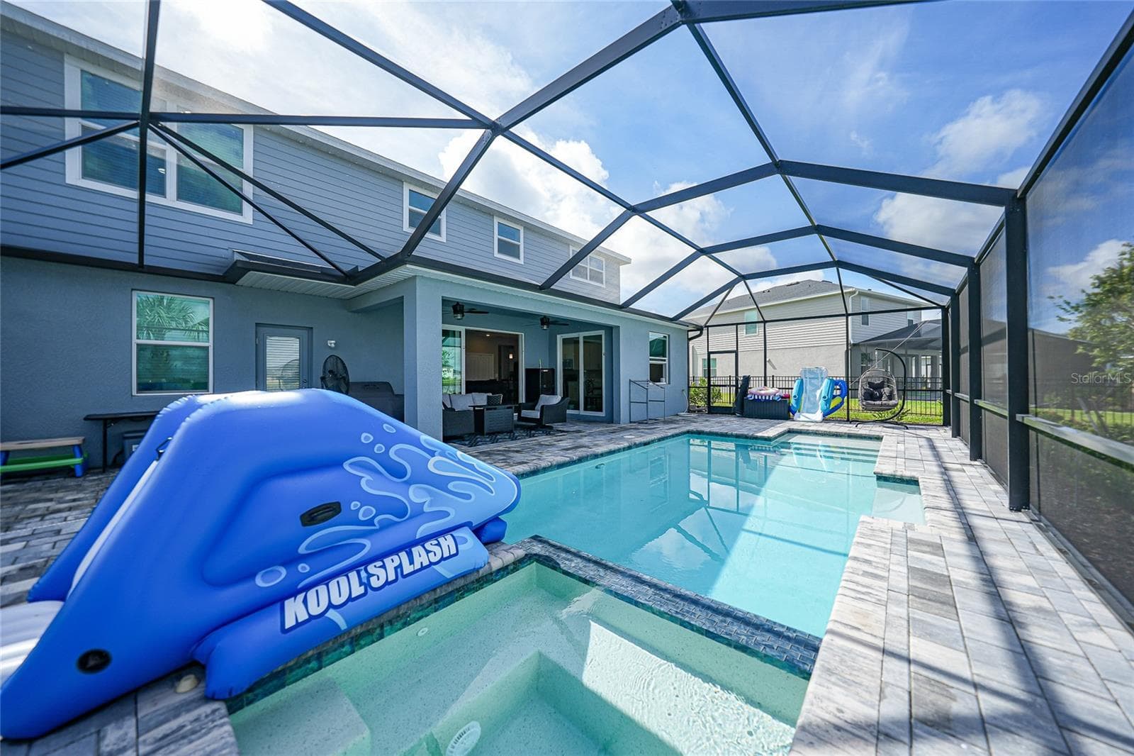 Single Family Residence at 14550 LAGOON LN, PUNTA GORDA, photo 5 of 89