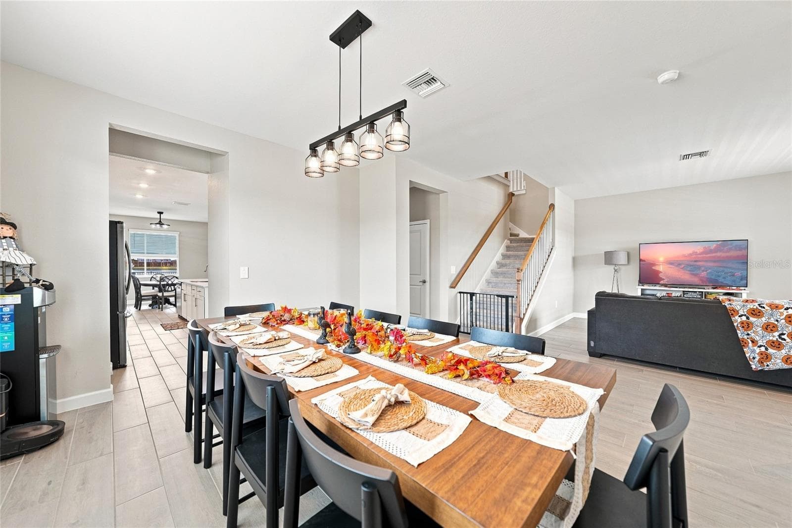 Single Family Residence at 14550 LAGOON LN, PUNTA GORDA, photo 9 of 89
