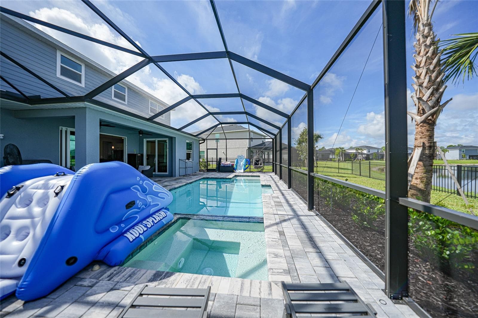 Single Family Residence at 14550 LAGOON LN, PUNTA GORDA, photo 40 of 89