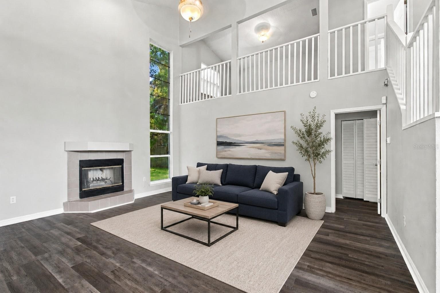 Virtual Staged Living Room - 13417 BEECHBERRY DR, RIVERVIEW