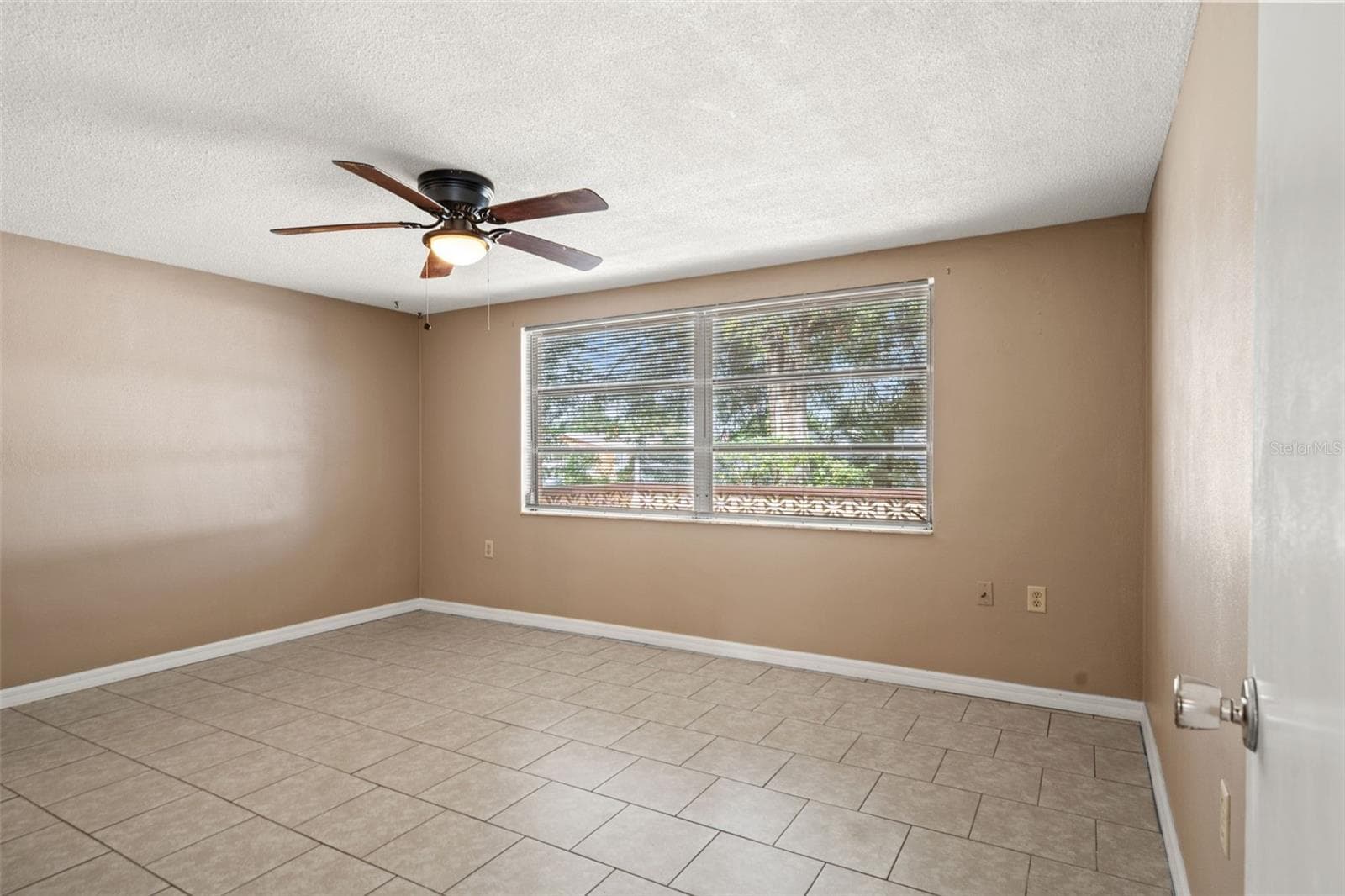 Primary - 9926 LAKESIDE LN, PORT RICHEY