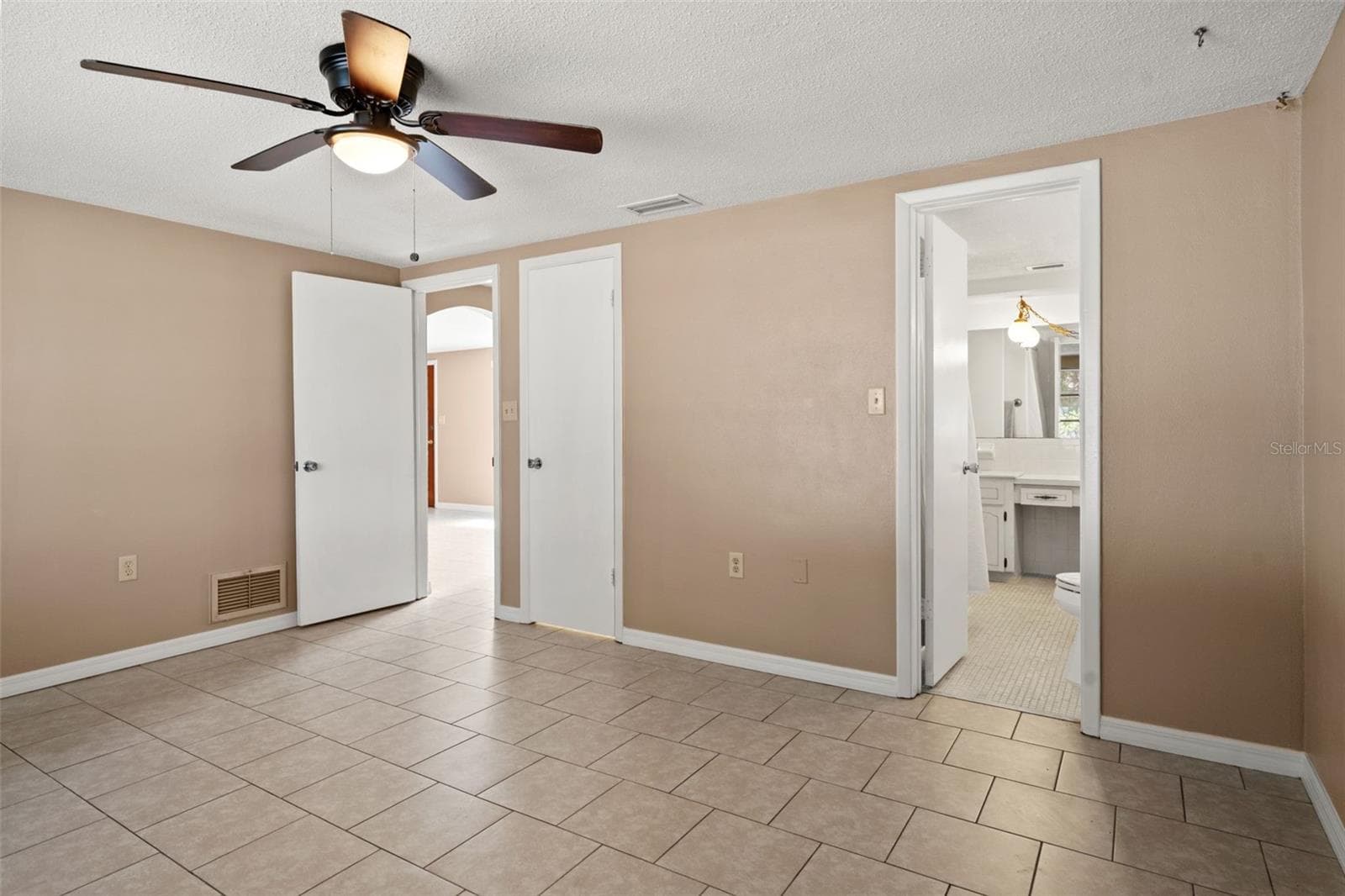 primary - 9926 LAKESIDE LN, PORT RICHEY