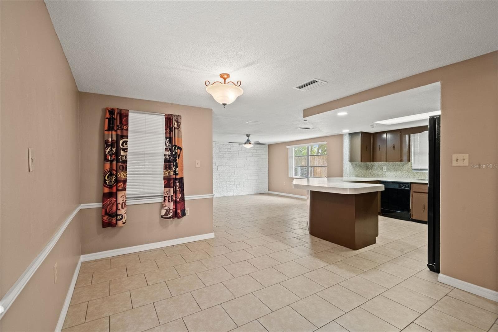 Single Family Residence at 9926 LAKESIDE LN, PORT RICHEY, photo 22 of 51
