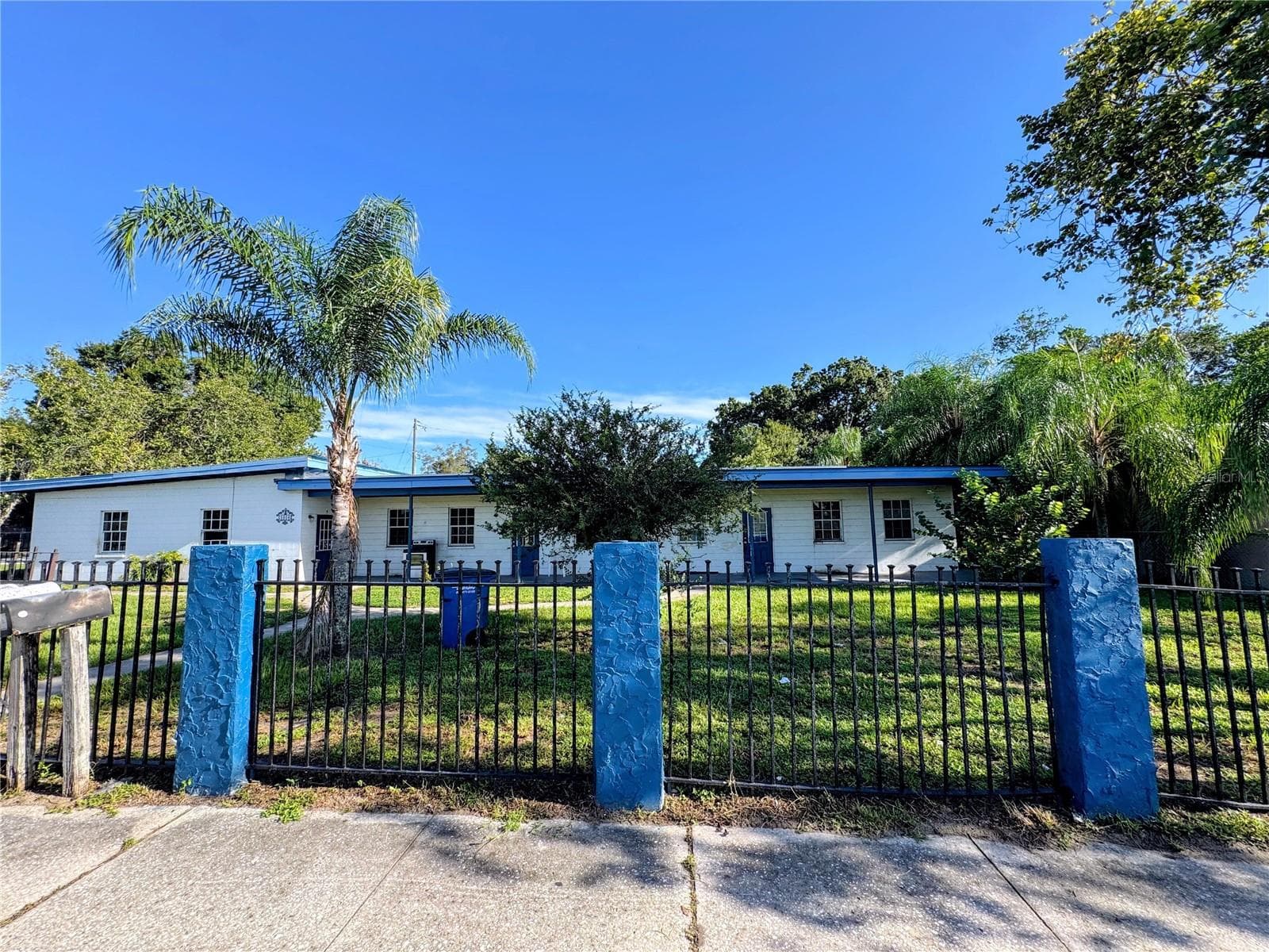 Quadruplex at 1010 EO DOUGLAS AVE #S1-4, SEBRING, photo 2 of 36