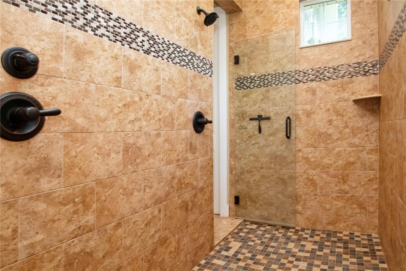 Walk through double shower head shower stall - 1605 BUTCH CASSIDY TRL, WIMAUMA