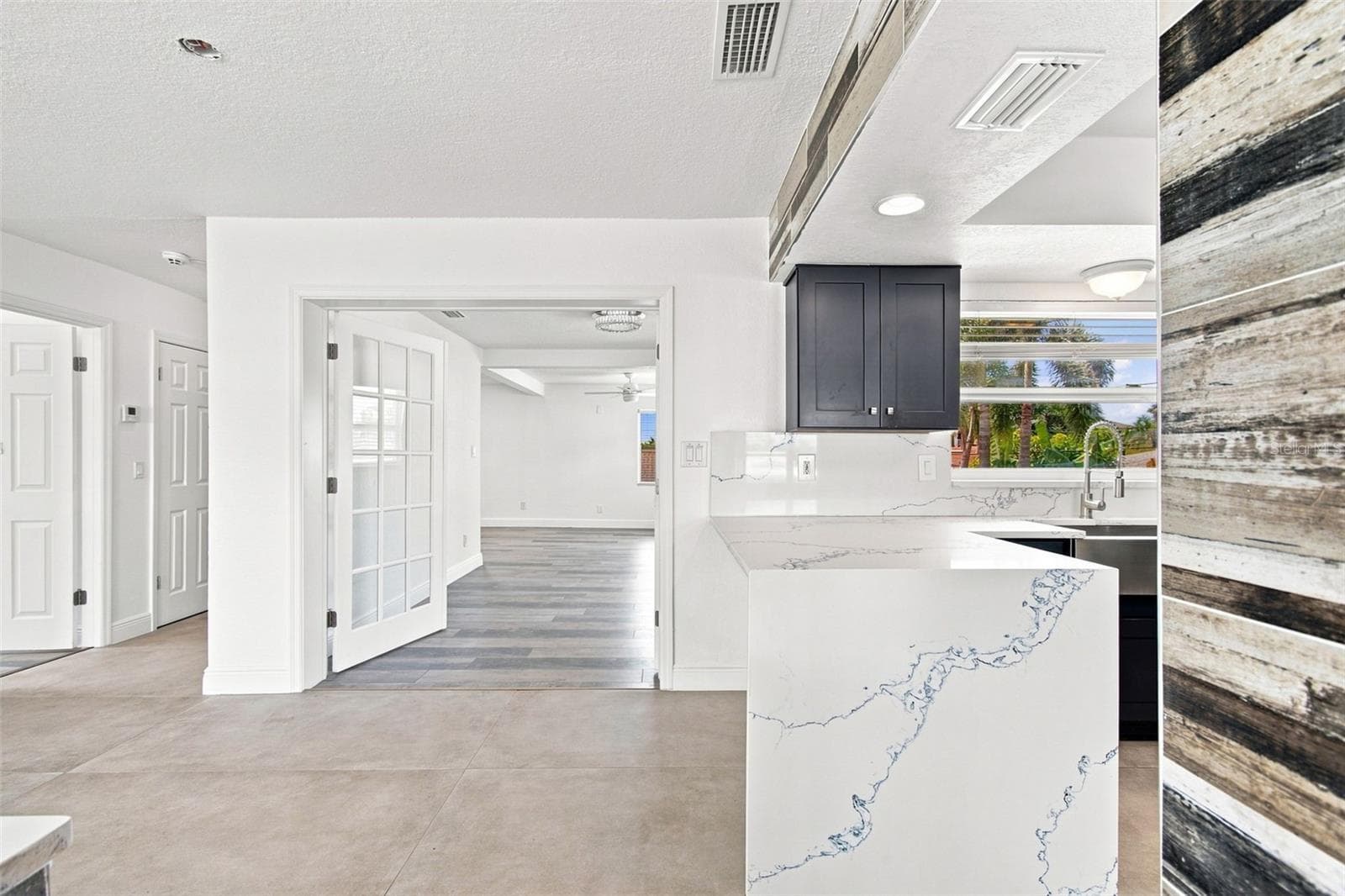 Single Family Residence at 112 16TH ST, BELLEAIR BEACH, photo 12 of 61