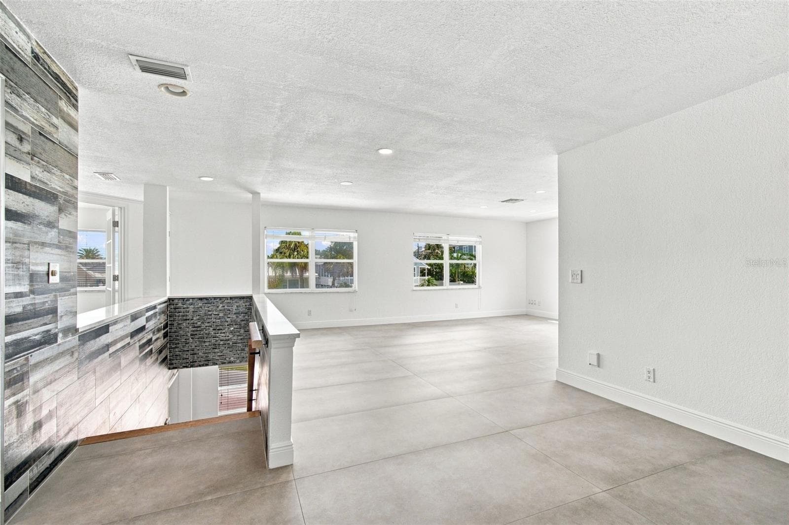 Single Family Residence at 112 16TH ST, BELLEAIR BEACH, photo 13 of 61