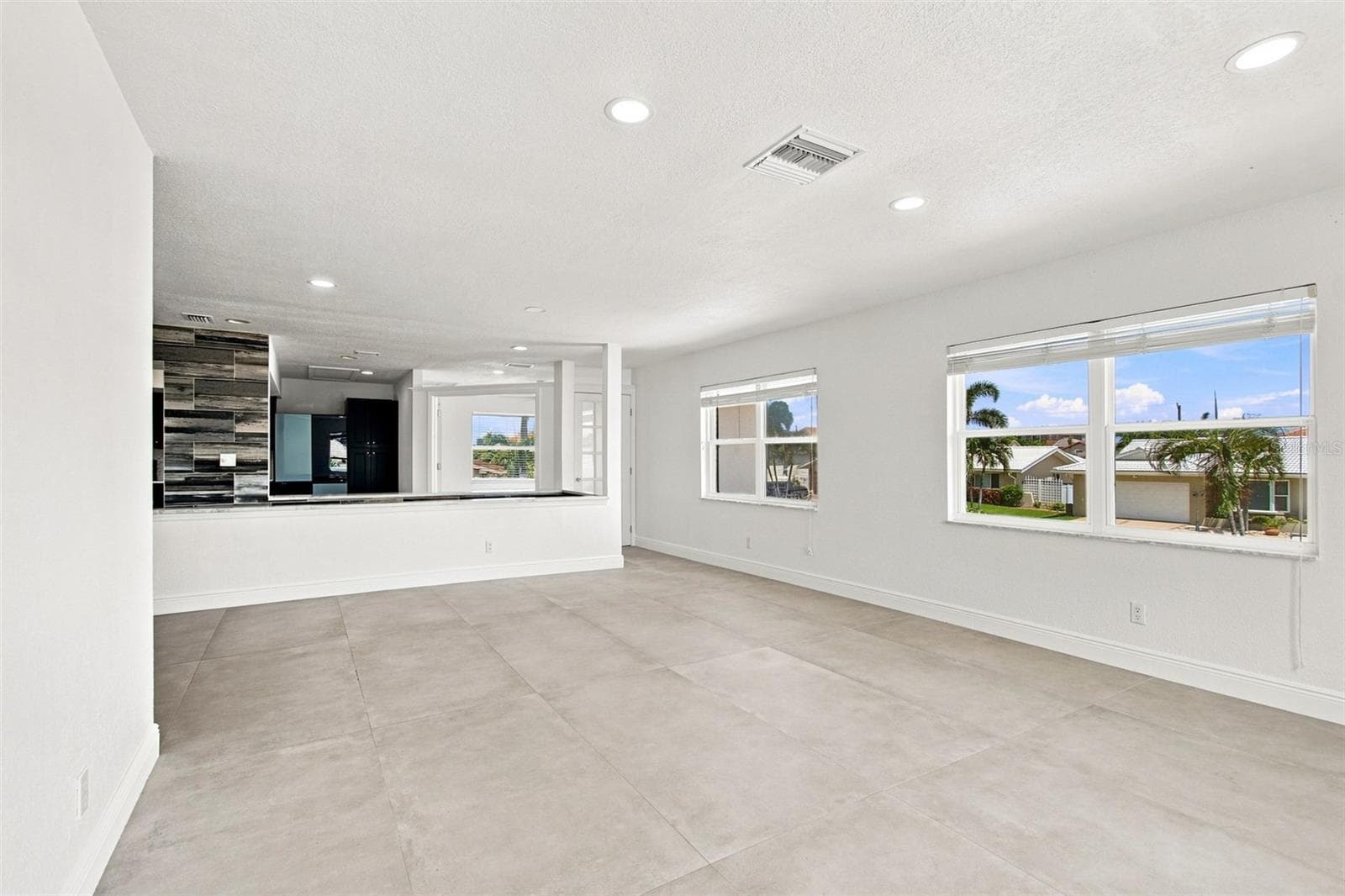 Single Family Residence at 112 16TH ST, BELLEAIR BEACH, photo 14 of 61