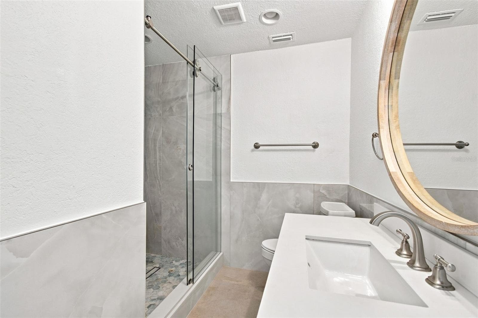 Single Family Residence at 112 16TH ST, BELLEAIR BEACH, photo 31 of 61