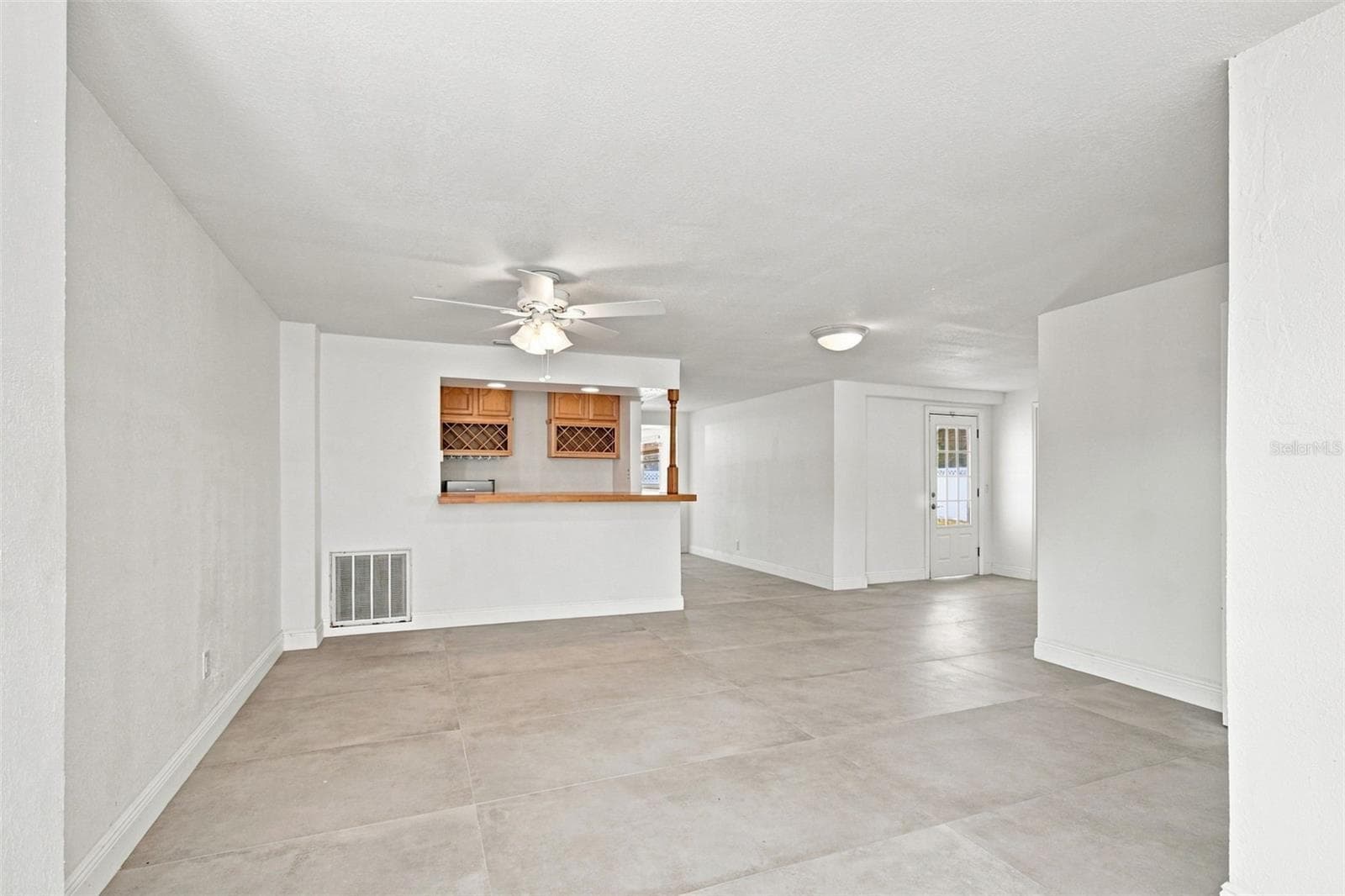 Single Family Residence at 112 16TH ST, BELLEAIR BEACH, photo 36 of 61