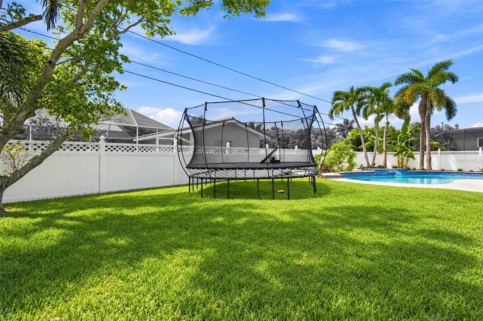 Single Family Residence at 112 16TH ST, BELLEAIR BEACH, photo 51 of 61