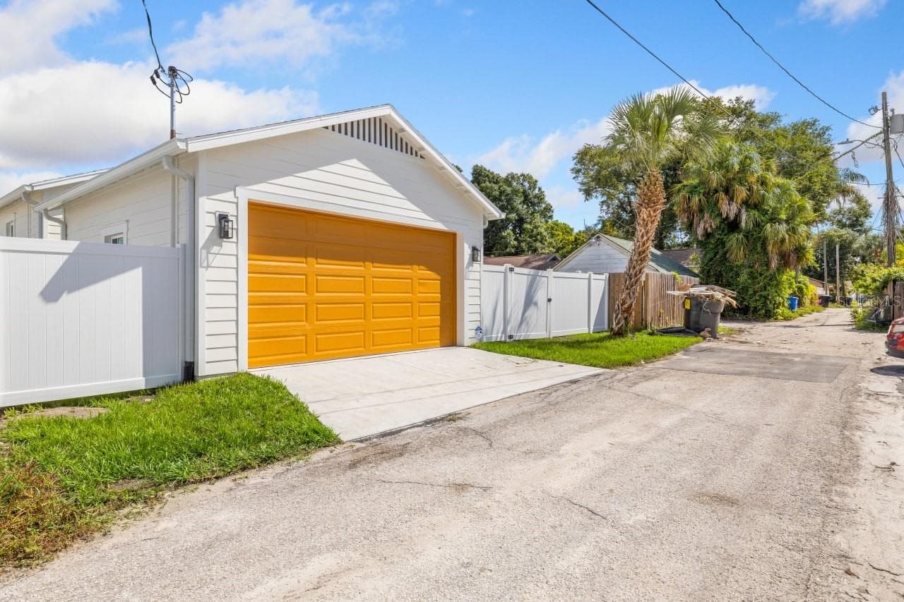 Single Family Residence at 3336 8TH AVE N, ST PETERSBURG, photo 55 of 80