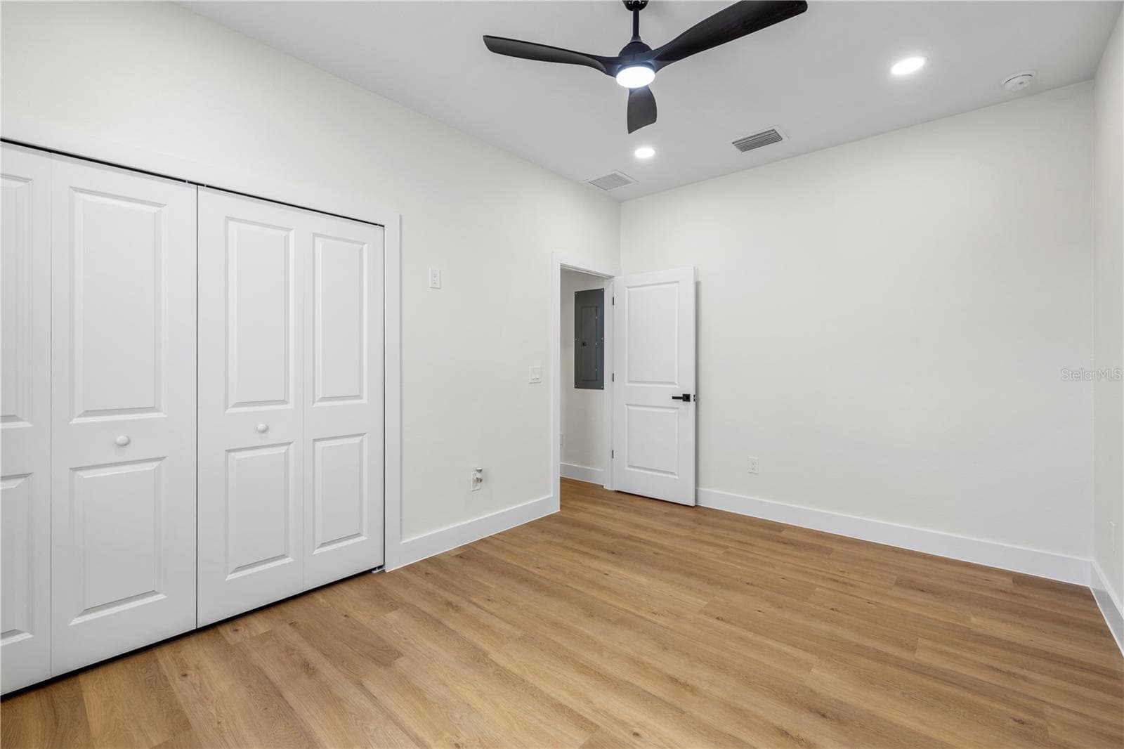 Single Family Residence at 3336 8TH AVE N, ST PETERSBURG, photo 45 of 80