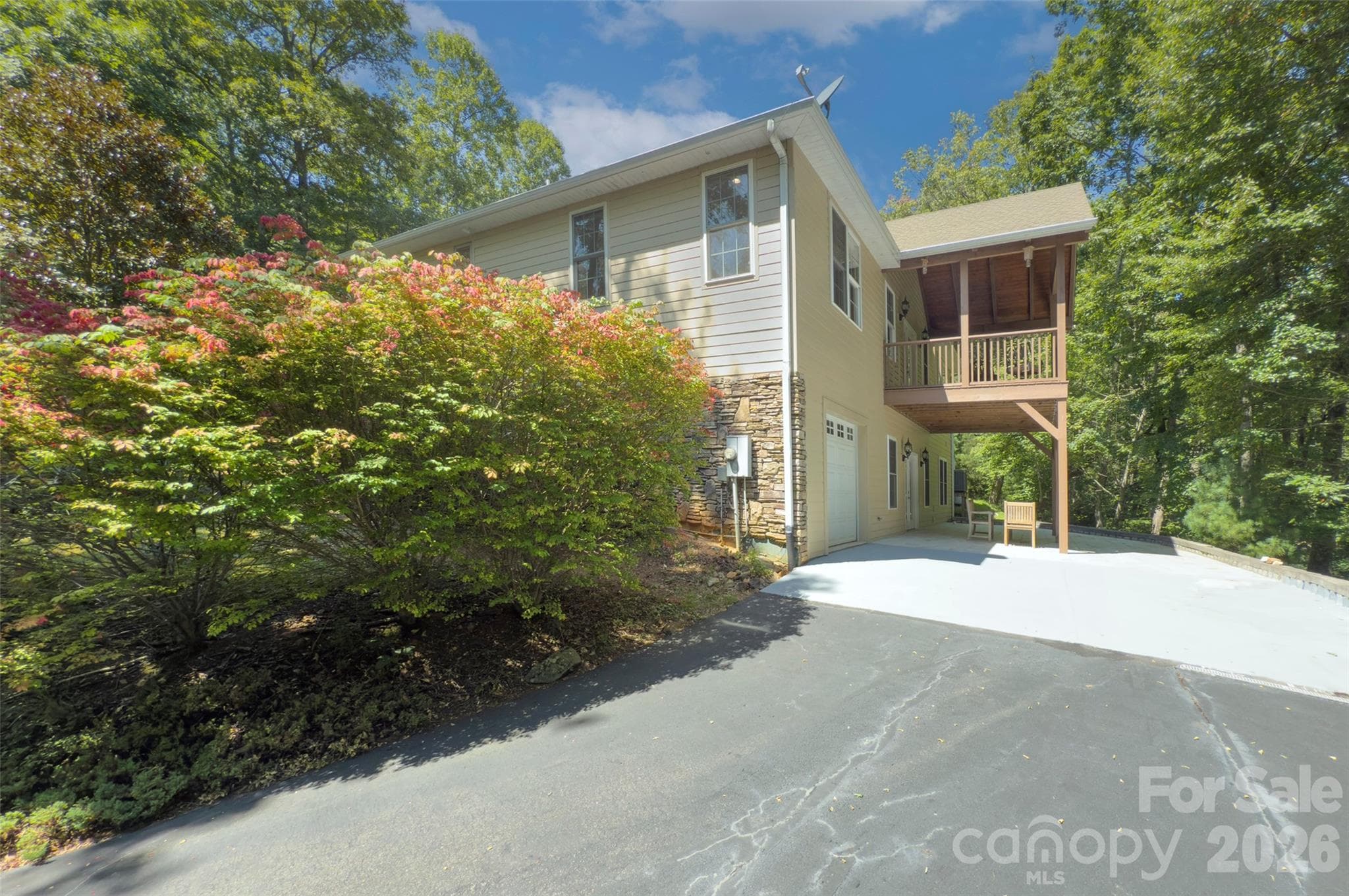 Single Family Residence at 98 Soapstone Creek Drive, Arden, photo 33 of 44