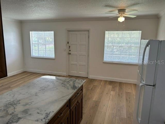 Kitchen Breakfast Bar - 2873 S OSCEOLA AVE #A5, ORLANDO