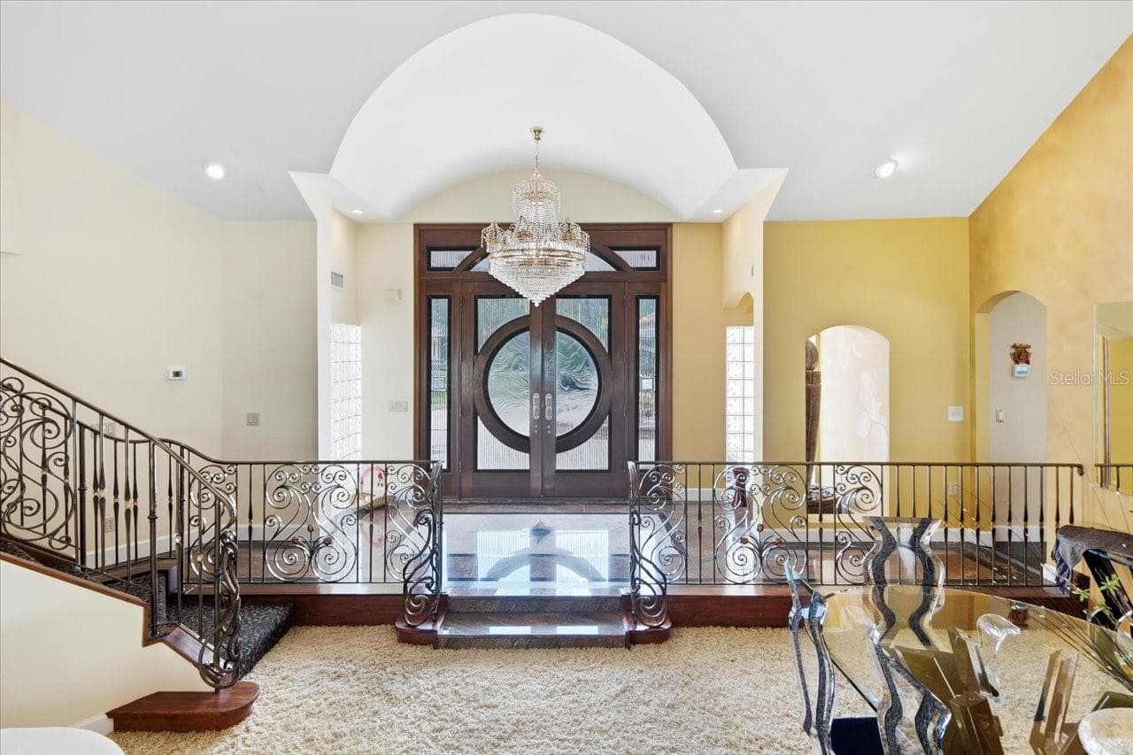 Single Family Residence at 11609 CARROLLWOOD DR, TAMPA, photo 29 of 96