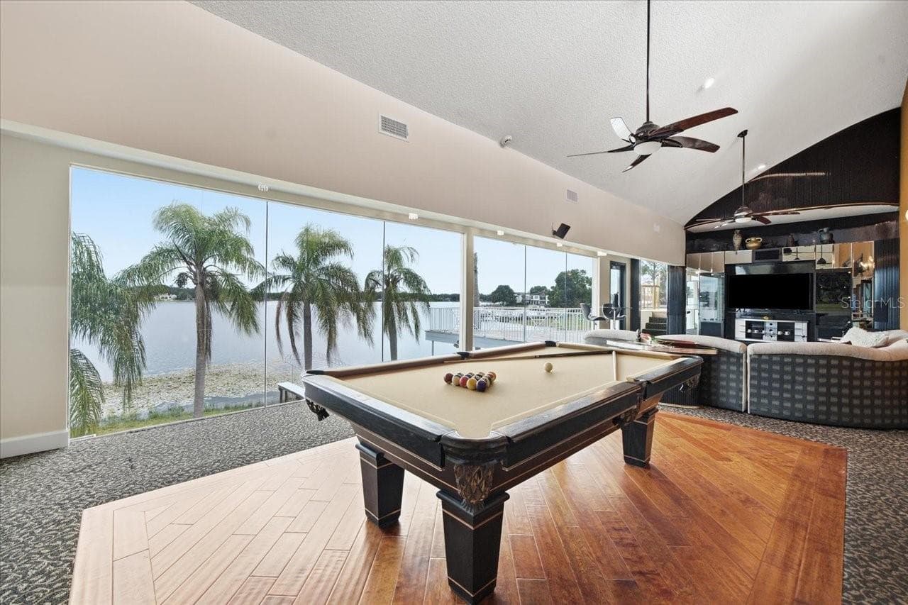 Single Family Residence at 11609 CARROLLWOOD DR, TAMPA, photo 35 of 96
