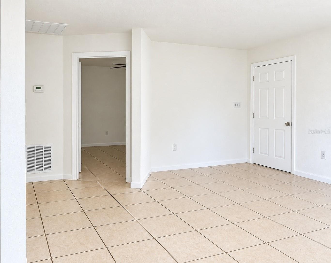 Duplex at 5014 22ND ST W, BRADENTON, photo 4 of 8