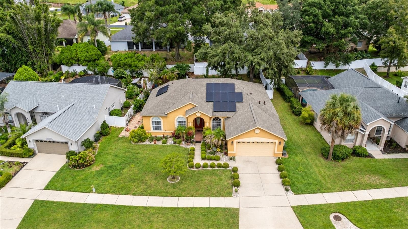 Single Family Residence at 2690 BOND ST, CLERMONT, photo 2 of 31