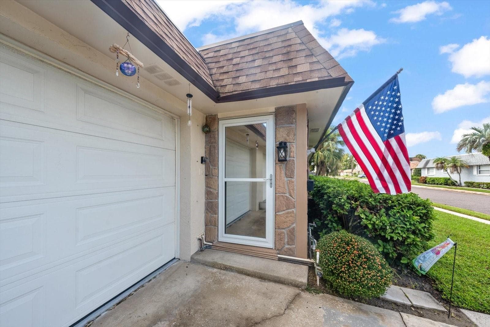 Front entrance. - 403 MINDY DR #403, LARGO