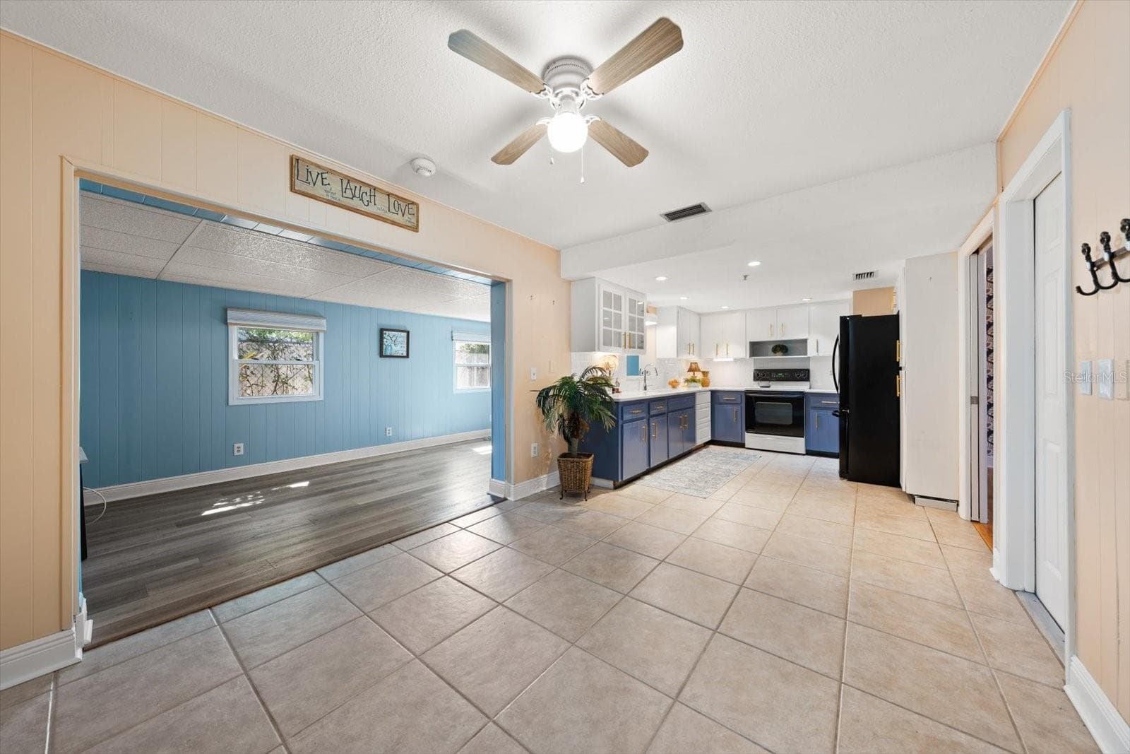 Condominium at 403 MINDY DR #403, LARGO, photo 29 of 43
