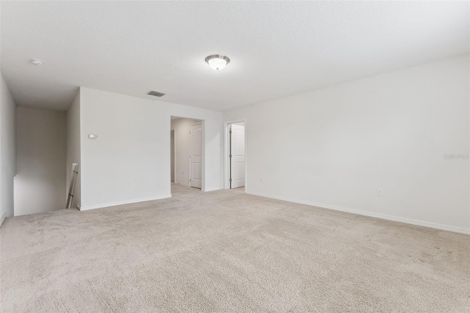 Single Family Residence at 1613 LEATHERBACK LN, ST CLOUD, photo 21 of 36