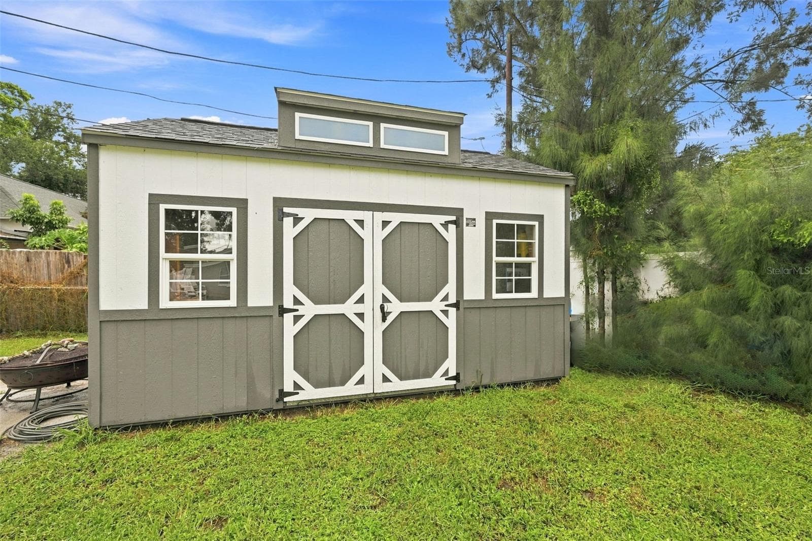 newer spacious storage shed - 1773 EZELLE AVE, LARGO