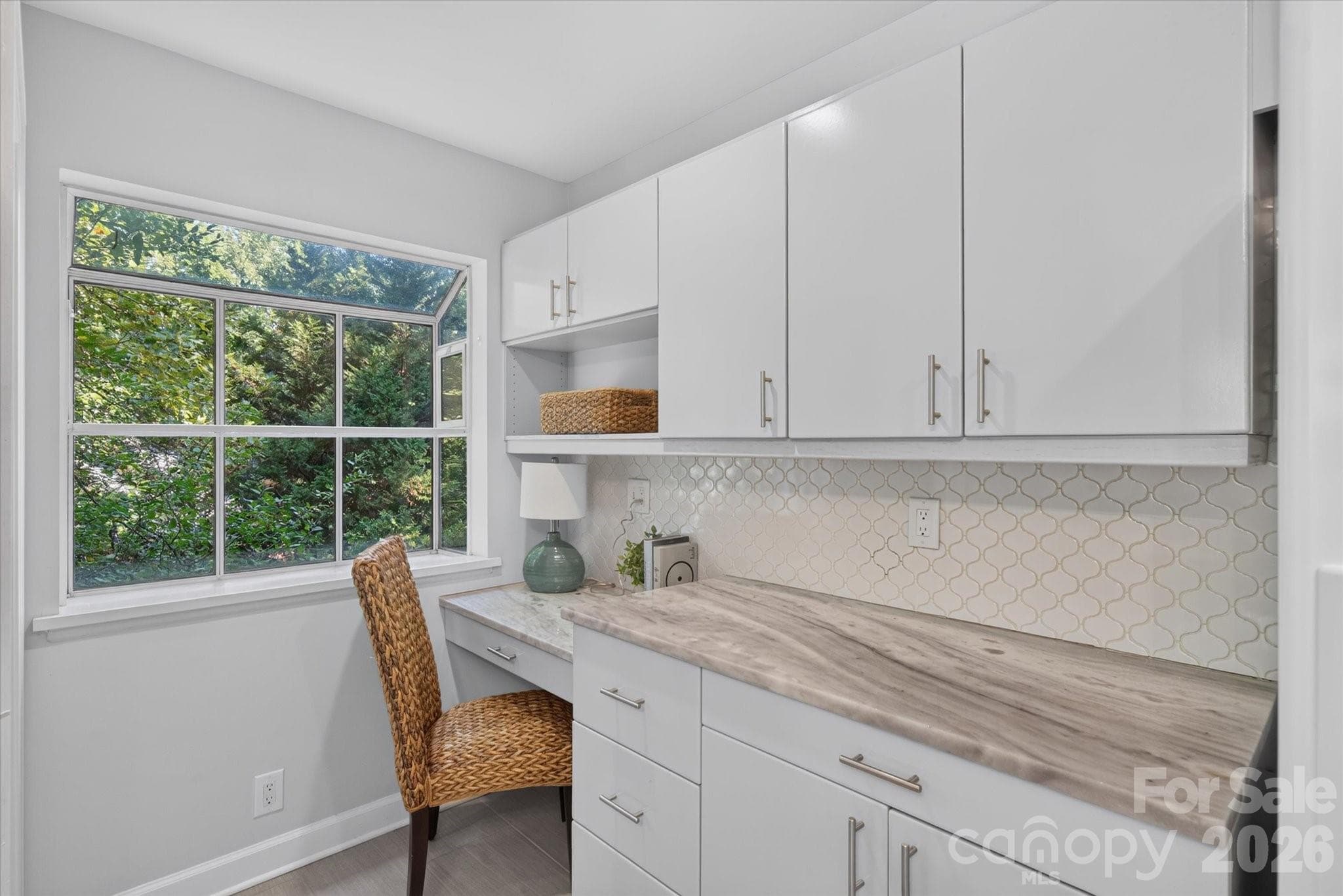 Single Family Residence at 4418 Horseshoe Bend, Matthews, photo 12 of 41