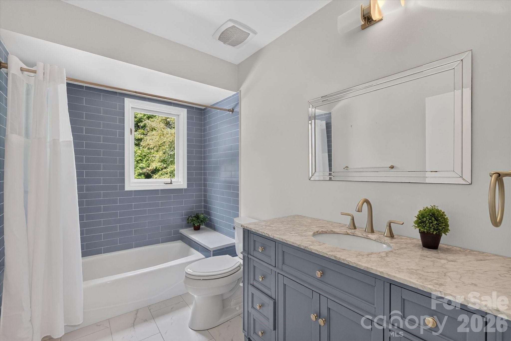 Single Family Residence at 4418 Horseshoe Bend, Matthews, photo 29 of 41