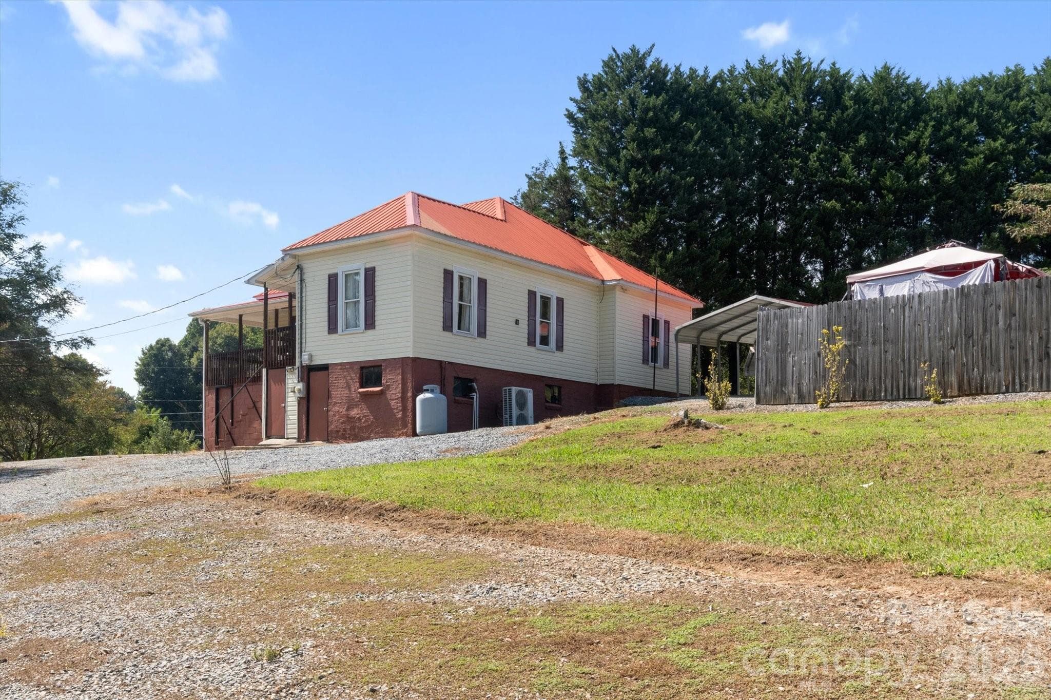 Single Family Residence at 466 Miller Avenue, Marion, photo 4 of 47