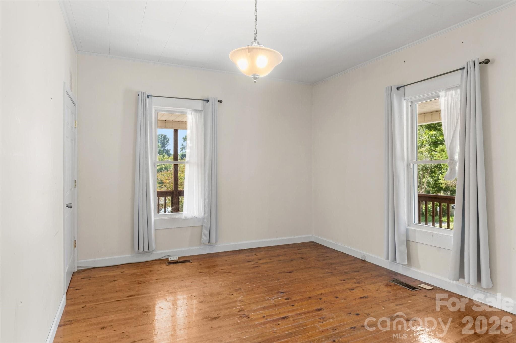 Single Family Residence at 466 Miller Avenue, Marion, photo 7 of 47