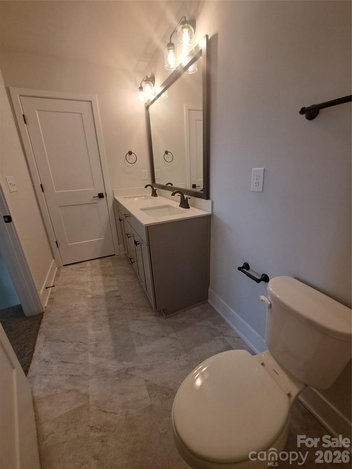 Guest Bathroom - Salisbury