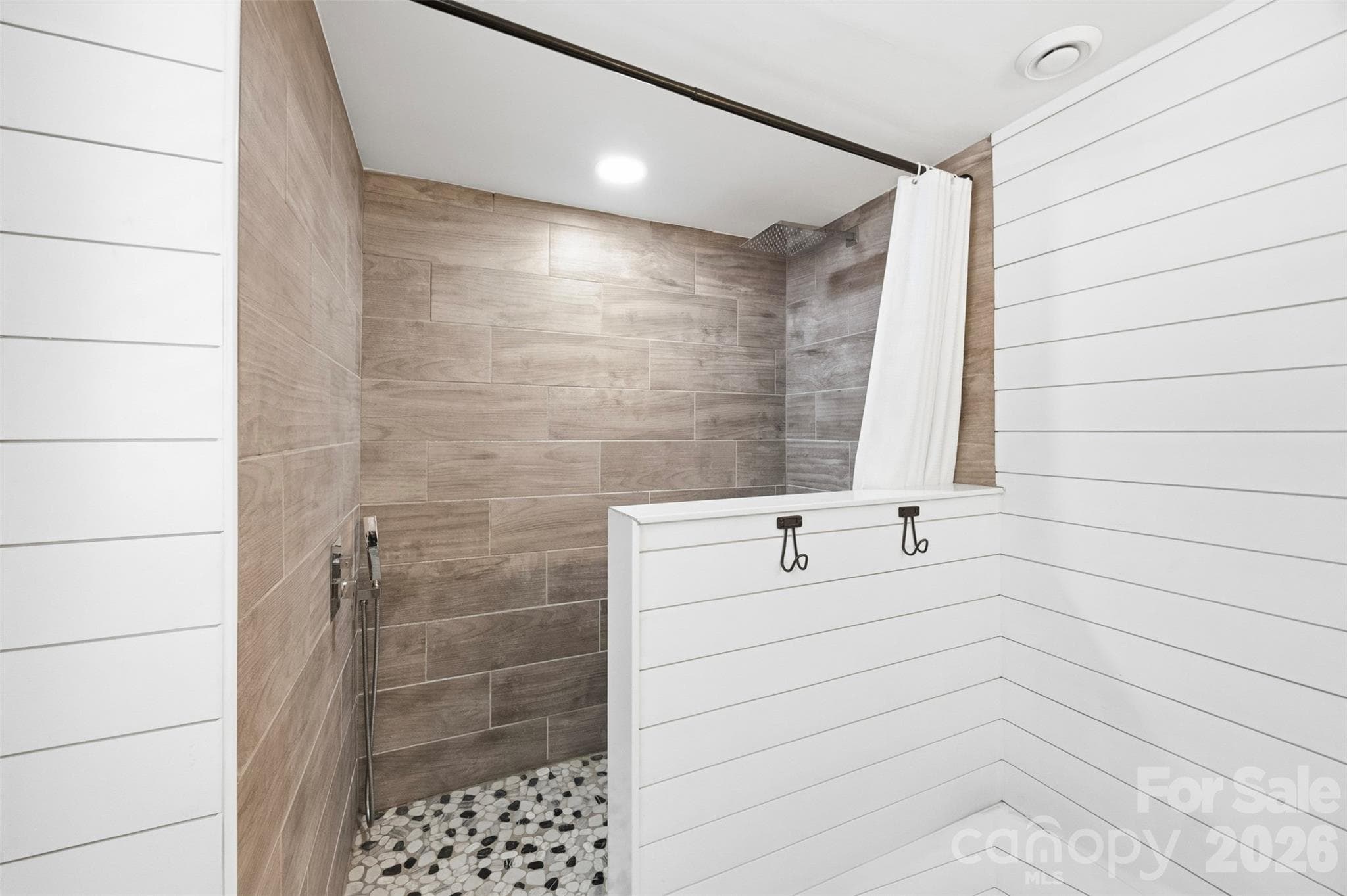 2nd look full bath on basement level. - 6506 Candlewood Drive, Charlotte