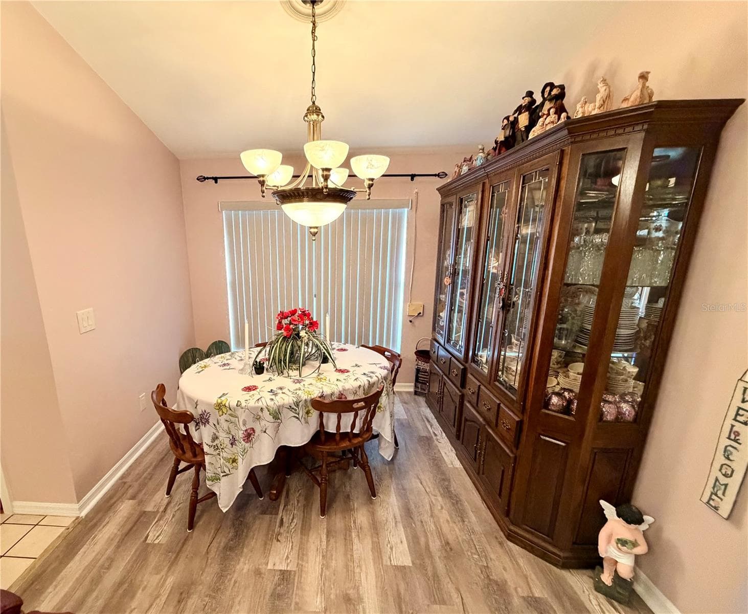 Single Family Residence at 3909 N PASSION FLOWER WAY, BEVERLY HILLS, photo 4 of 63