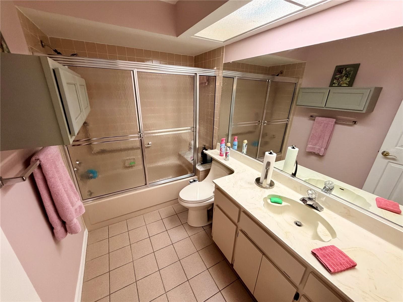 Single Family Residence at 3909 N PASSION FLOWER WAY, BEVERLY HILLS, photo 32 of 63