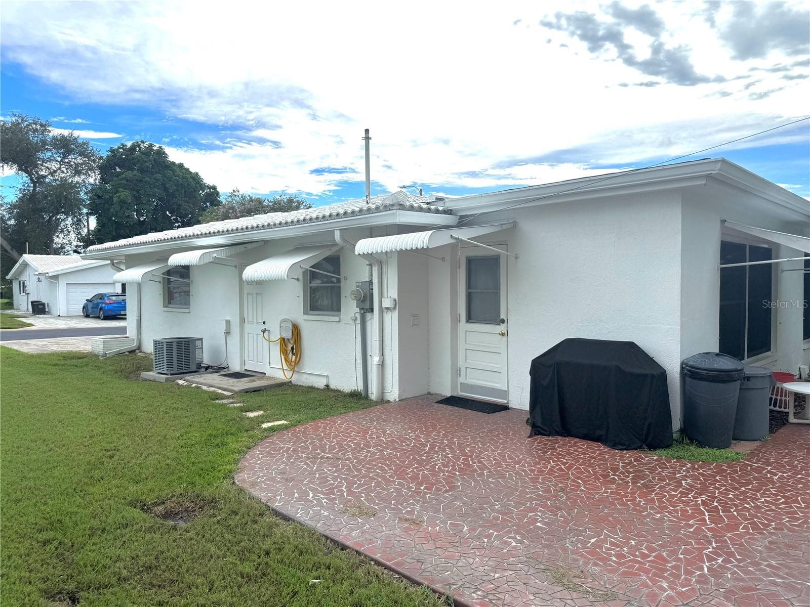 Single Family Residence at 14245 93RD AVE, SEMINOLE, photo 2 of 30