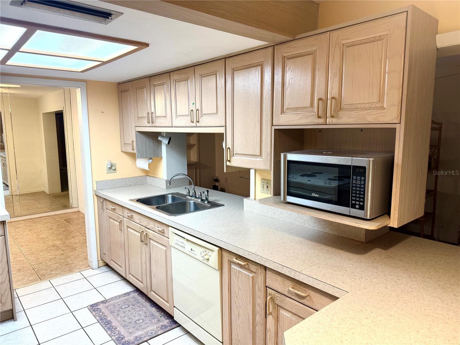 Single Family Residence at 14245 93RD AVE, SEMINOLE, photo 8 of 30