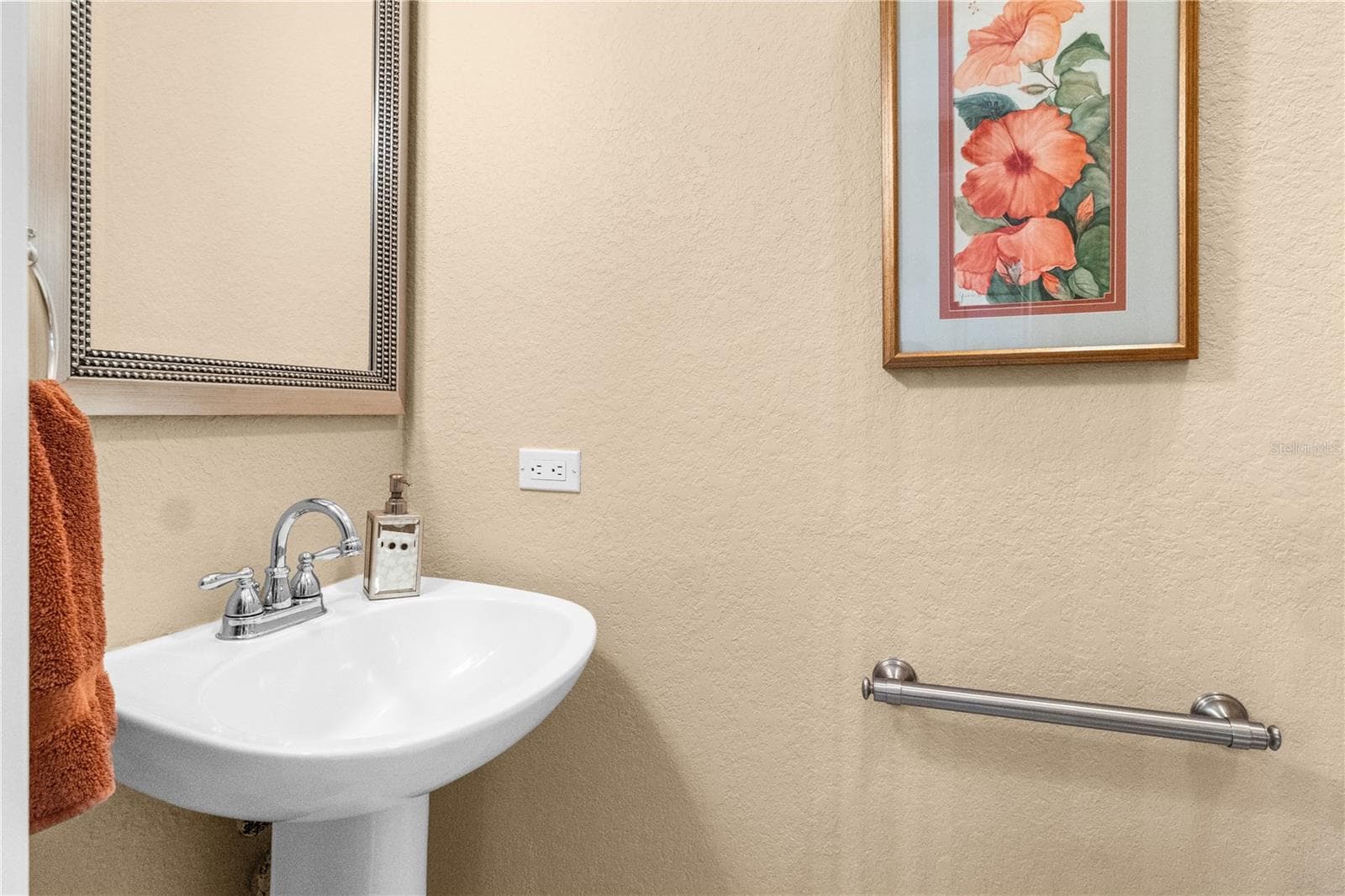 Half bath near office - 82 LAGARE ST, PALM COAST