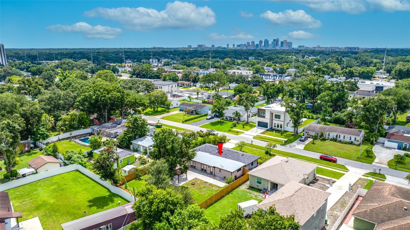 Single Family Residence at 2121 W FARWELL DR, TAMPA, photo 5 of 36