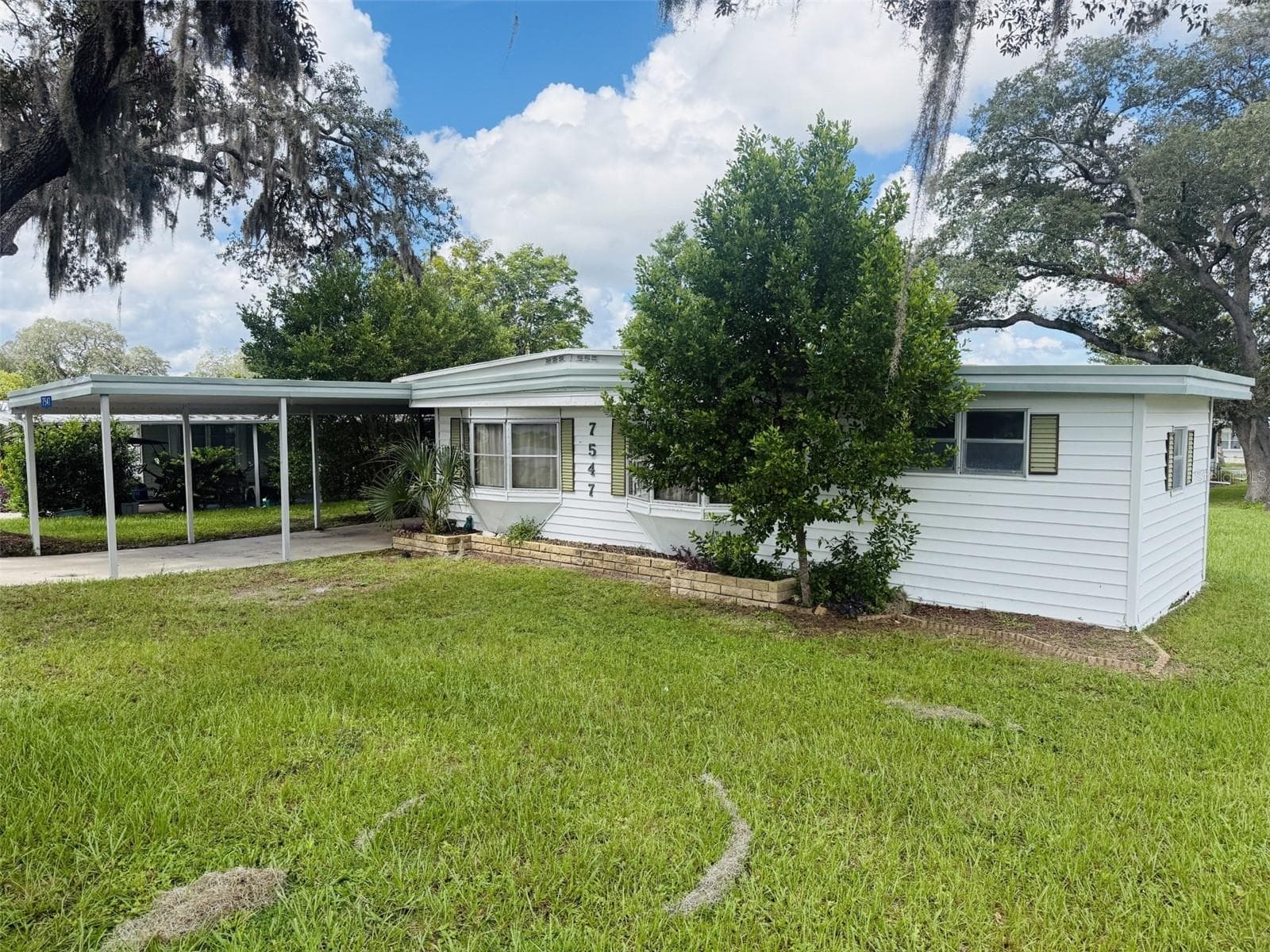 Home - 7547 HIGHPOINT BLVD, BROOKSVILLE