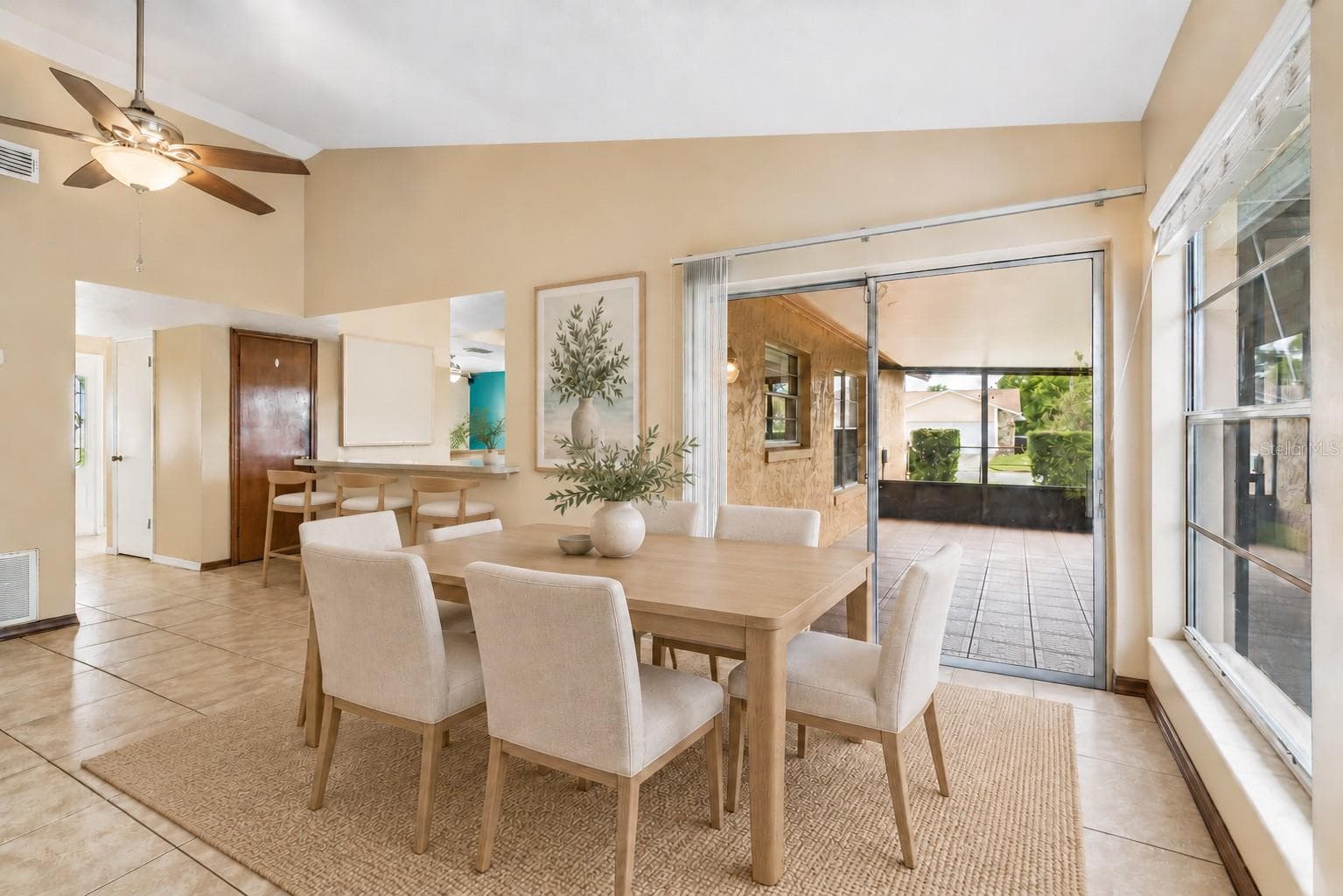 Single Family Residence at 2402 WOODWAY DR, ORLANDO, photo 14 of 41