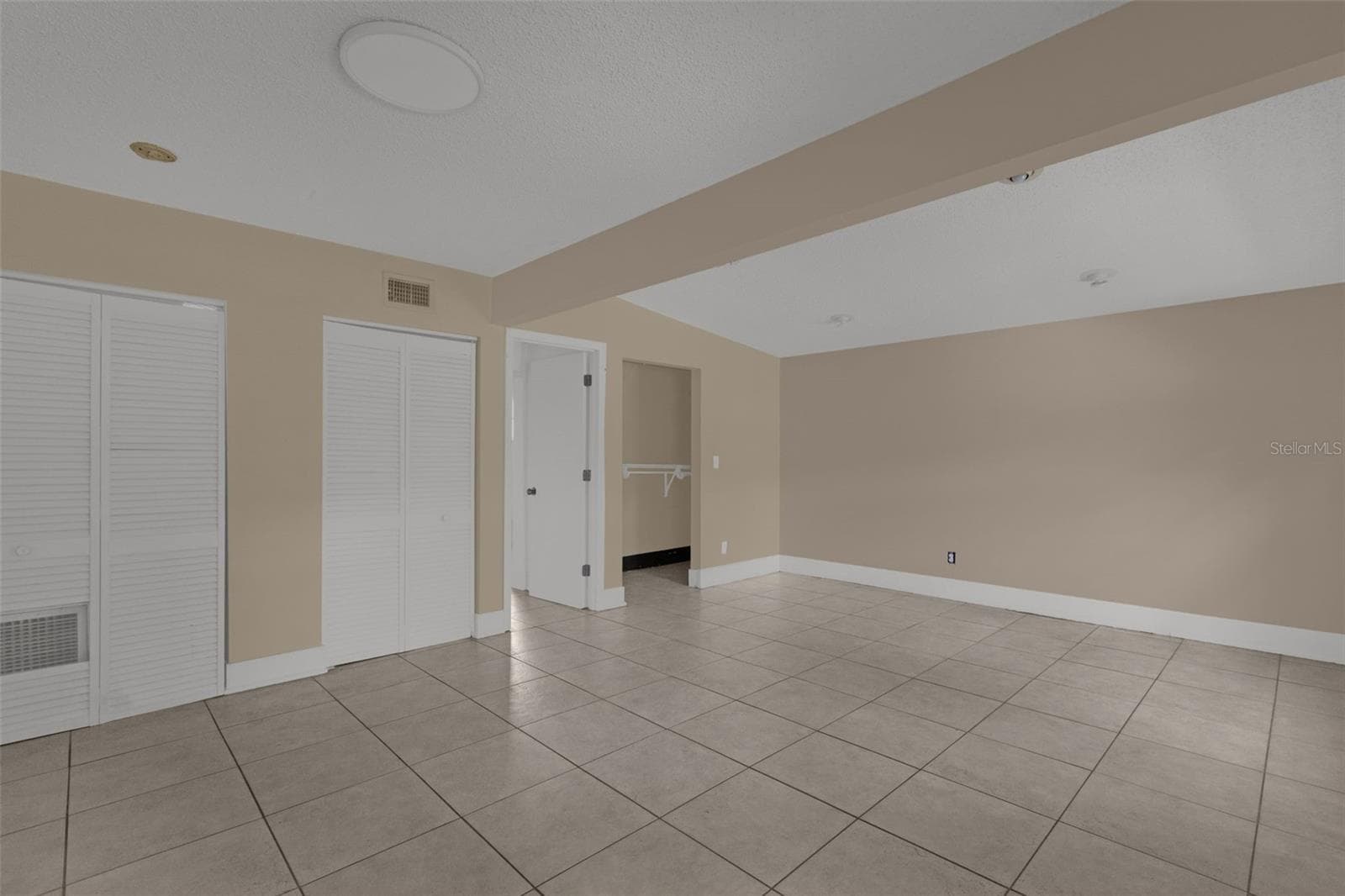Duplex at 1232 E LIVINGSTON ST, ORLANDO, photo 7 of 43