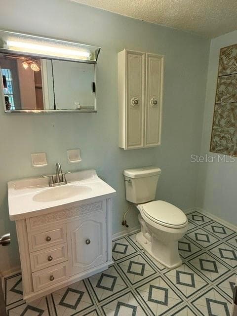Single Family Residence at 2905 LEMONWOOD ST, CLEARWATER, photo 5 of 14