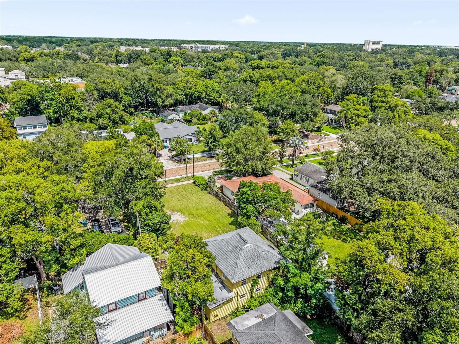 Single Family Residence at 1232 E LIVINGSTON ST, ORLANDO, photo 38 of 43